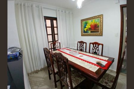 Casa à venda com 103m², 3 quartos e 3 vagas