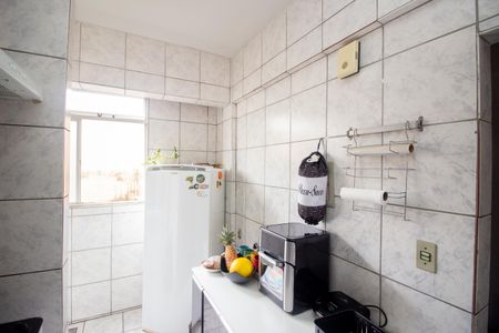 Apartamento à venda com 52m², 3 quartos e 1 vaga Apartamento à venda com 52m², 3 quartos e 1 vagaCozinha e Área de Serviço