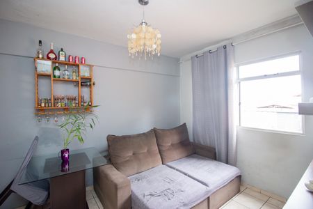 Sala de apartamento à venda com 3 quartos, 52m² em Urca, Contagem