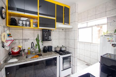 Apartamento à venda com 52m², 3 quartos e 1 vaga Apartamento à venda com 52m², 3 quartos e 1 vagaCozinha e Área de Serviço