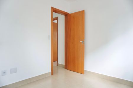 Apartamento à venda com 59m², 2 quartos e 2 vagas Apartamento à venda com 59m², 2 quartos e 2 vagasQuarto 1