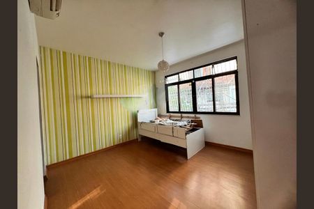 Casa à venda com 4 quartos, 145m² em Andaraí, Rio de Janeiro