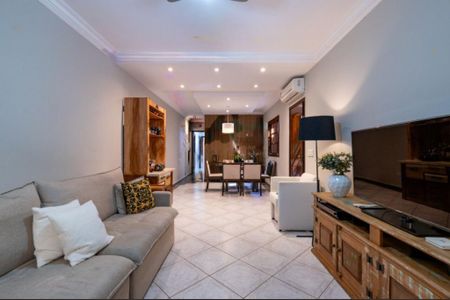 Casa à venda com 3 quartos, 128m² em Jardim Santa Cruz (Campo Grande), São Paulo
