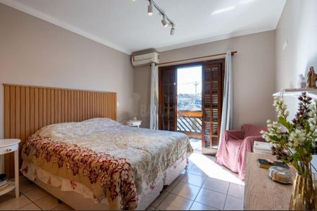 Casa à venda com 3 quartos, 128m² em Jardim Santa Cruz (Campo Grande), São Paulo