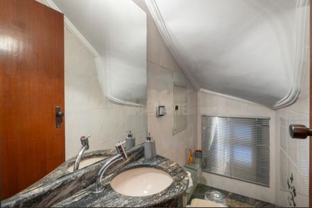 Casa à venda com 3 quartos, 128m² em Jardim Santa Cruz (Campo Grande), São Paulo