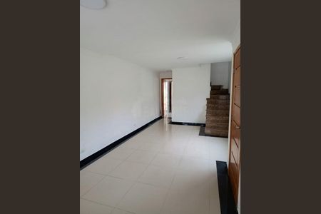 Casa à venda com 3 quartos, 120m² em Vila Romano, São Paulo