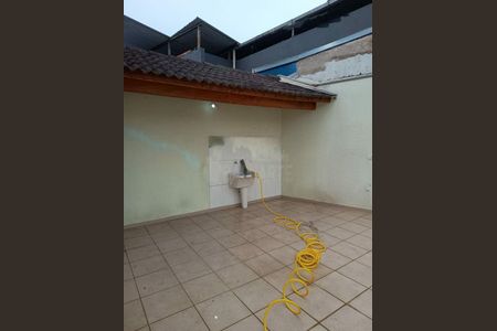 Casa à venda com 120m², 3 quartos e 4 vagas