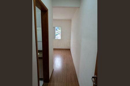 Casa à venda com 3 quartos, 120m² em Vila Romano, São Paulo