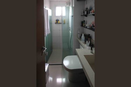 Apartamento à venda com 47m², 1 quarto e 1 vaga Apartamento à venda com 47m², 1 quarto e 1 vagaBanheiro
