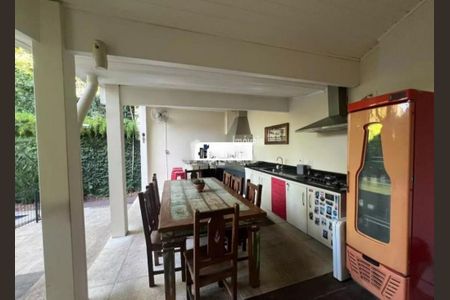 Casa à venda com 4 quartos, 415m² em Jardim dos Estados, São Paulo