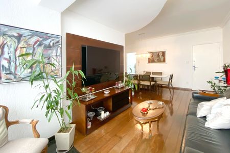 Apartamento à venda com 95m², 3 quartos e 2 vagas Apartamento à venda com 95m², 3 quartos e 2 vagasSala