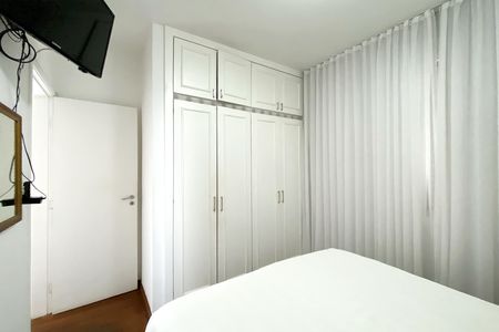 Apartamento à venda com 95m², 3 quartos e 2 vagas Apartamento à venda com 95m², 3 quartos e 2 vagasSuite
