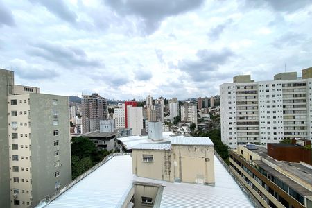 Apartamento à venda com 95m², 3 quartos e 2 vagas Apartamento à venda com 95m², 3 quartos e 2 vagasVista Quarto 3