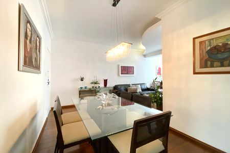 Apartamento à venda com 95m², 3 quartos e 2 vagas Apartamento à venda com 95m², 3 quartos e 2 vagasSala de Jantar