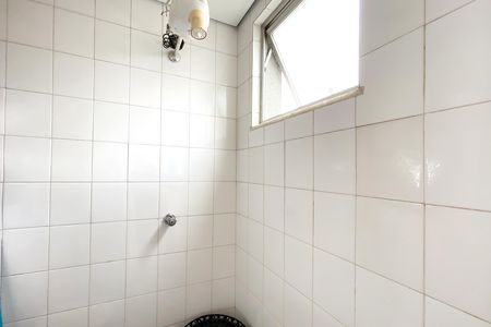 Apartamento à venda com 95m², 3 quartos e 2 vagas Apartamento à venda com 95m², 3 quartos e 2 vagasBanheiro de serviço