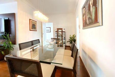 Apartamento à venda com 95m², 3 quartos e 2 vagas Apartamento à venda com 95m², 3 quartos e 2 vagasSala de Jantar