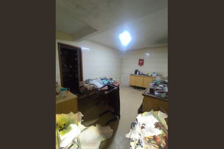 Casa à venda com 3 quartos, 100m² em Jardim Santa Cruz (Campo Grande), São Paulo