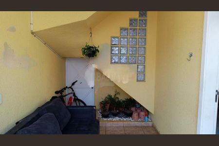Casa à venda com 3 quartos, 100m² em Parque Munhoz, São Paulo
