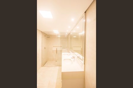 Apartamento à venda com 160m², 3 quartos e 2 vagas Apartamento à venda com 160m², 3 quartos e 2 vagasBanheiro da Suíte