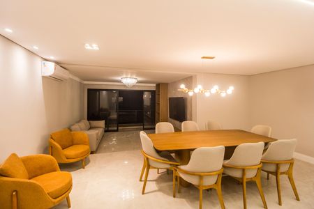 Apartamento à venda com 160m², 3 quartos e 2 vagas Apartamento à venda com 160m², 3 quartos e 2 vagasSala