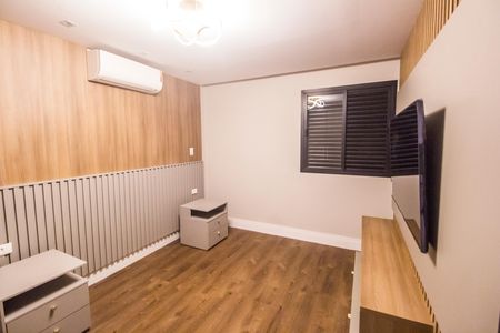 Apartamento à venda com 160m², 3 quartos e 2 vagas Apartamento à venda com 160m², 3 quartos e 2 vagasQuarto 2