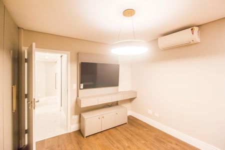 Apartamento à venda com 160m², 3 quartos e 2 vagas Apartamento à venda com 160m², 3 quartos e 2 vagasQuarto 3
