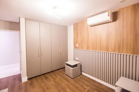 Apartamento à venda com 160m², 3 quartos e 2 vagas Apartamento à venda com 160m², 3 quartos e 2 vagasQuarto 2