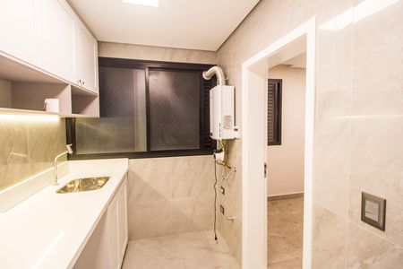 Apartamento à venda com 160m², 3 quartos e 2 vagas Apartamento à venda com 160m², 3 quartos e 2 vagasÁrea de Serviço