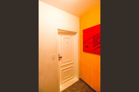 Apartamento à venda com 160m², 3 quartos e 2 vagas Apartamento à venda com 160m², 3 quartos e 2 vagasEntrada