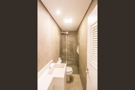 Apartamento à venda com 160m², 3 quartos e 2 vagas Apartamento à venda com 160m², 3 quartos e 2 vagasBanheiro de serviço