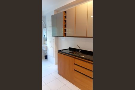 Apartamento para alugar com 56m², 2 quartos e 1 vaga Apartamento para alugar com 56m², 2 quartos e 1 vagaCozinha