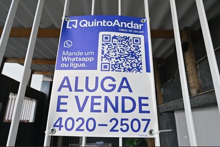 Casa para alugar com 120m², 3 quartos e 1 vagaPlaquinha Aluga e Vende Instalada Cod: COXT-20