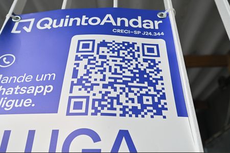 Casa para alugar com 120m², 3 quartos e 1 vagaPlaquinha Aluga e Vende Instalada Cod: COXT-20