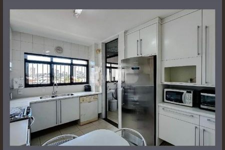Apartamento à venda com 255m², 4 quartos e 3 vagas