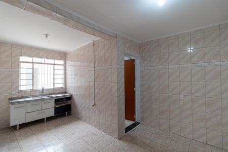 Casa à venda com 230m², 3 quartos e 4 vagas Casa à venda com 230m², 3 quartos e 4 vagasCozinha