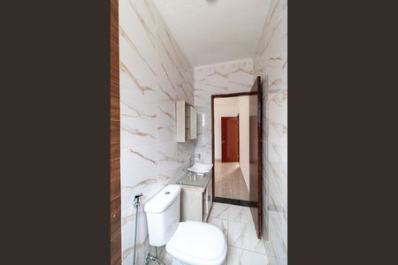 Casa à venda com 230m², 3 quartos e 4 vagas Casa à venda com 230m², 3 quartos e 4 vagasBanheiro da Suíte da casa 01