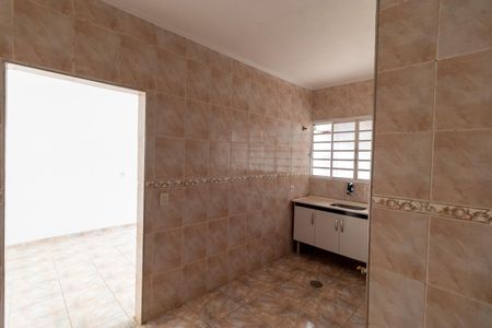 Casa à venda com 230m², 3 quartos e 4 vagas Casa à venda com 230m², 3 quartos e 4 vagasCozinha da casa 02