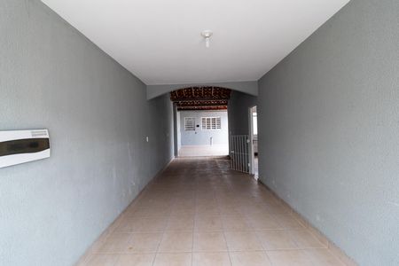 Casa à venda com 230m², 3 quartos e 4 vagas Casa à venda com 230m², 3 quartos e 4 vagasQuintal