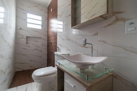 Casa à venda com 230m², 3 quartos e 4 vagas Casa à venda com 230m², 3 quartos e 4 vagasBanheiro da Suíte da casa 01