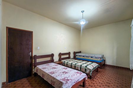 Casa para alugar com 190m², 5 quartos e 10 vagas Casa para alugar com 190m², 5 quartos e 10 vagasQuarto 2