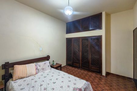 Casa para alugar com 190m², 5 quartos e 10 vagas Casa para alugar com 190m², 5 quartos e 10 vagasSuite