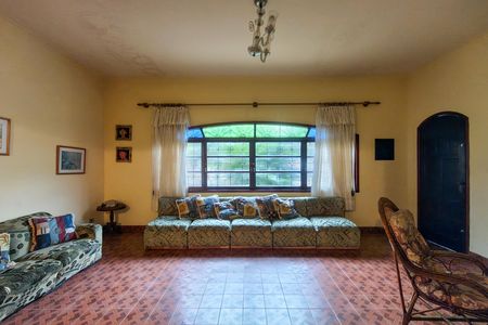 Casa para alugar com 190m², 5 quartos e 10 vagas Casa para alugar com 190m², 5 quartos e 10 vagasSala