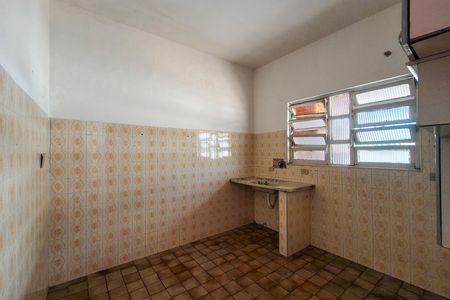 Casa para alugar com 190m², 5 quartos e 10 vagas Casa para alugar com 190m², 5 quartos e 10 vagasEdícula - cozinha