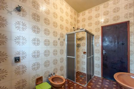 Casa para alugar com 190m², 5 quartos e 10 vagas Casa para alugar com 190m², 5 quartos e 10 vagasBanheiro