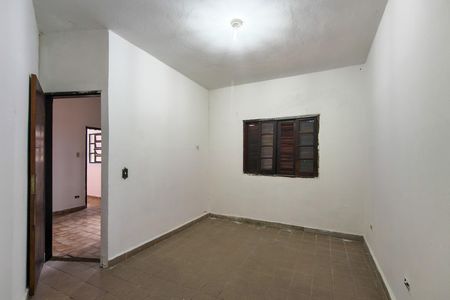 Casa para alugar com 190m², 5 quartos e 10 vagas Casa para alugar com 190m², 5 quartos e 10 vagasEdícula - quarto 2