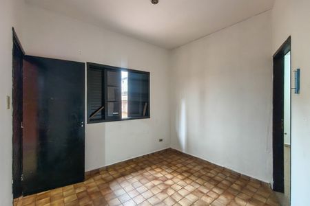 Casa para alugar com 190m², 5 quartos e 10 vagas Casa para alugar com 190m², 5 quartos e 10 vagasEdícula - quarto 1