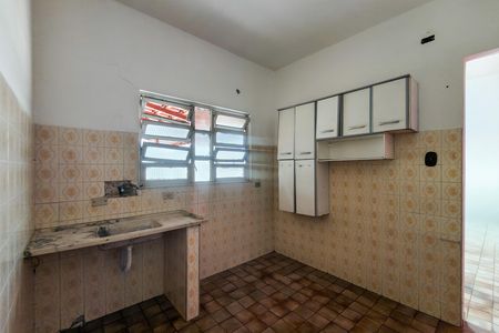 Casa para alugar com 190m², 5 quartos e 10 vagas Casa para alugar com 190m², 5 quartos e 10 vagasEdícula - cozinha