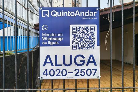 Casa para alugar com 190m², 5 quartos e 10 vagas Casa para alugar com 190m², 5 quartos e 10 vagasPlaca