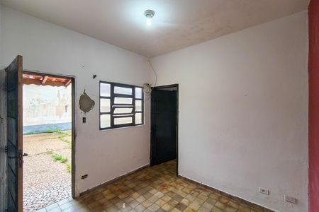 Casa para alugar com 190m², 5 quartos e 10 vagas Casa para alugar com 190m², 5 quartos e 10 vagasEdícula -sala