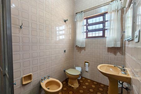 Casa para alugar com 190m², 5 quartos e 10 vagas Casa para alugar com 190m², 5 quartos e 10 vagasBanheiro da Suíte